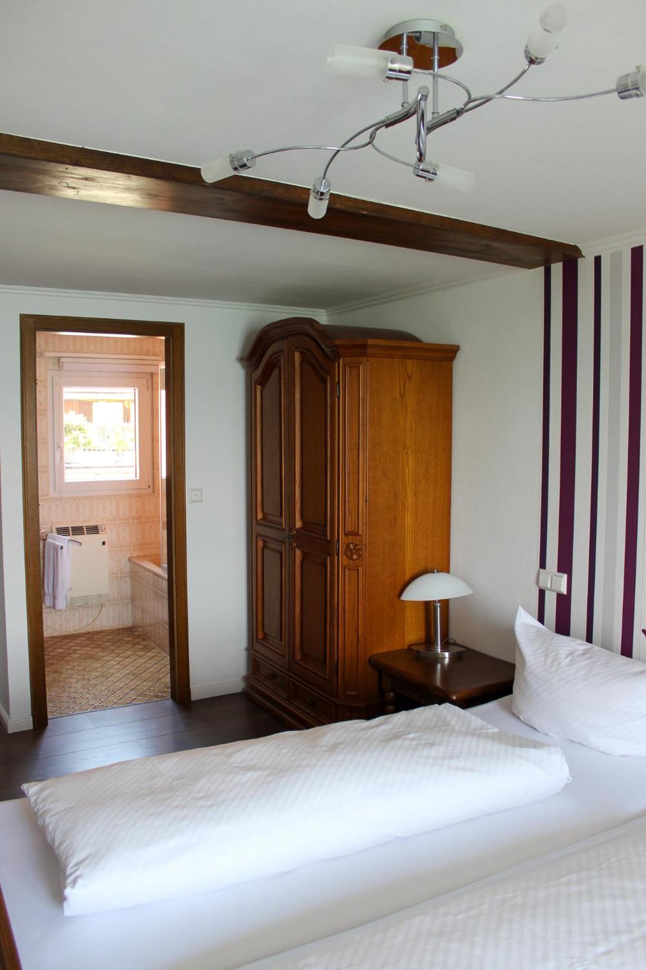 Zwovier Meersburg Luaran gambar