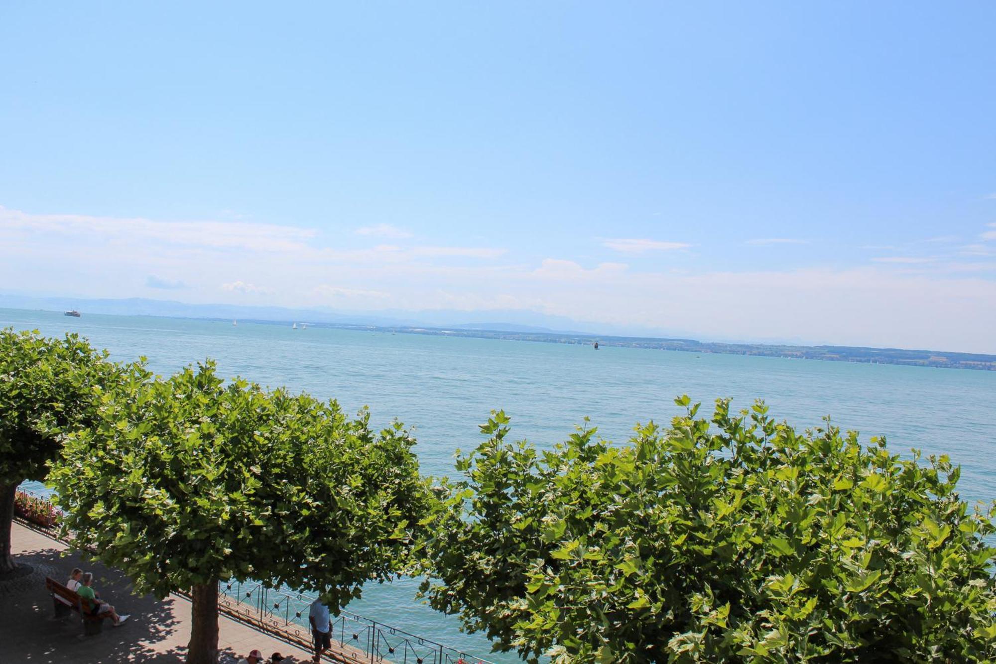Zwovier Meersburg Luaran gambar